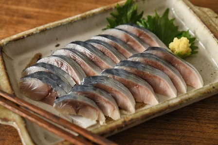 脂がのった関サバ刺身魚料理「竹よし たけよし 」 都立家政 : 居酒屋礼賛