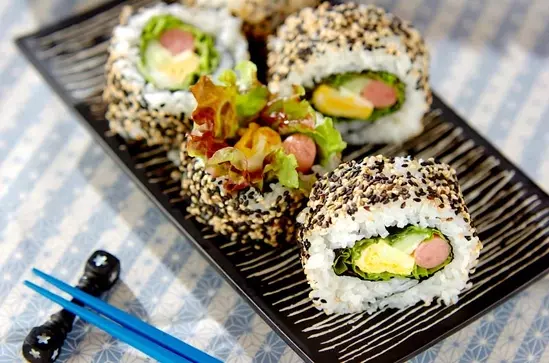 具材たっぷり﻿♪サラダ巻き﻿