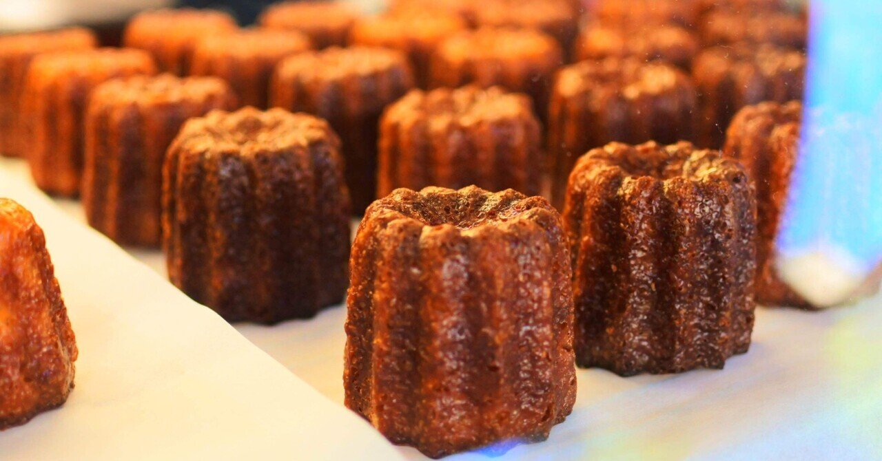 カヌレとは？どんな焼き菓子か名前の由来と歴史を5分で徹底解説！ 焼き菓子専門店COMME PARIS監修COMMEPARIS田園調布小さな焼菓子専門店公式オンラインショップ