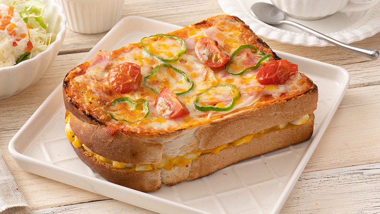 子どもも大人も大好き♪簡単ピザトースト
