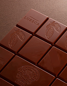 極上のスイーツ１０月１１日より「ラミーチョコアイス」と「バッカスチョコアイス」が発売✨