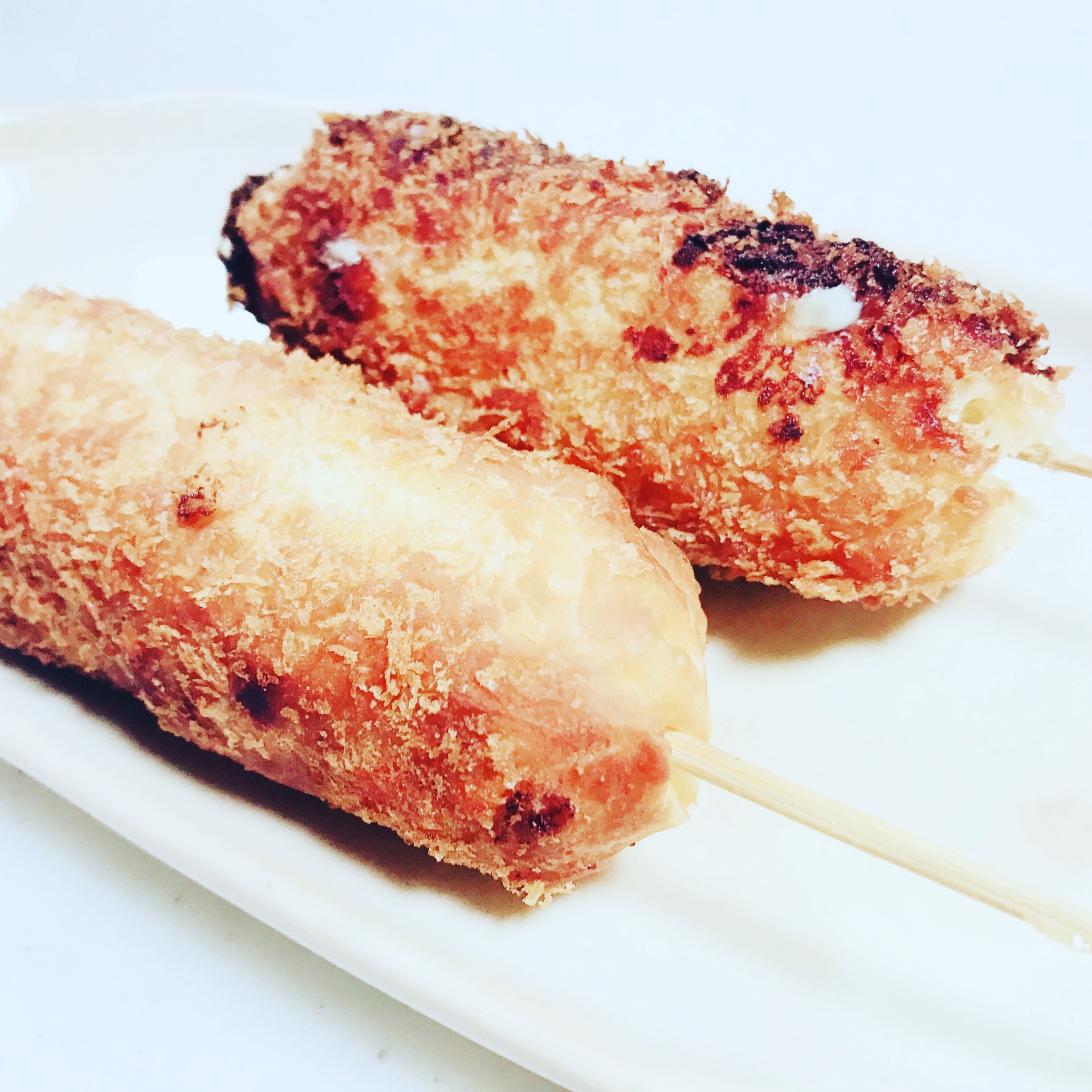 コストコで買える「さけるチーズ」2種を比較！焼く方法やアレンジレシピもご紹介 - macaroni