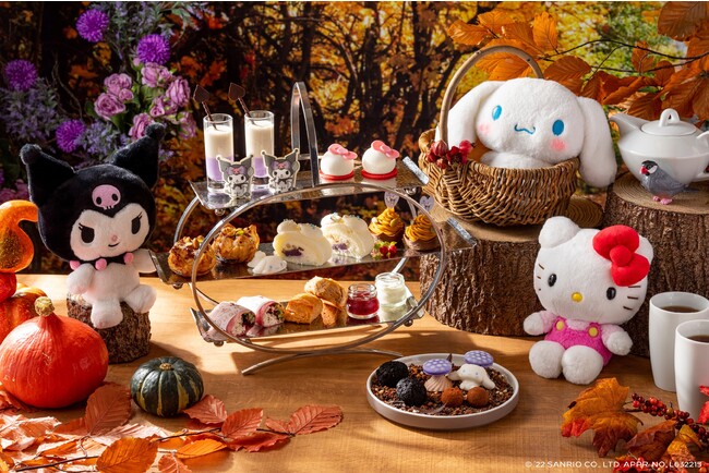 ピンクのバンズや豪華なアフタヌーンティーセットも！EGG&SPUMA×サンリオのコラボカフェ「KUROMI♡MY MELODY CAFE」オープン！Emo!miuエモミュ