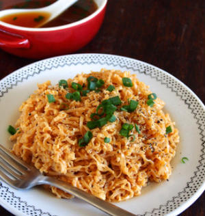 チキンラーメンで 同時に2品完成！そば飯＆チキンスープ : 四万十住人の 簡単料理ブログ！ Powered by ライブドアブログ