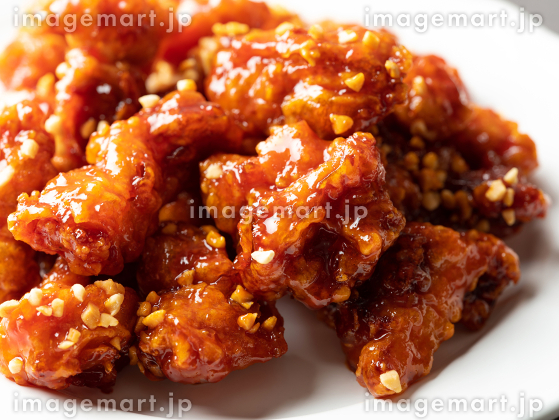 韓国の人気料理を再現した新しい味が登場！『じゃがりこ ヤンニョムチキン味Lサイズ』 - サードニュース