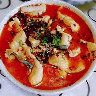 なぜ水煮魚は辛いのに「水煮」？名前の謎と歴史、本格レシピまで徹底解説！中国語勉強の教材