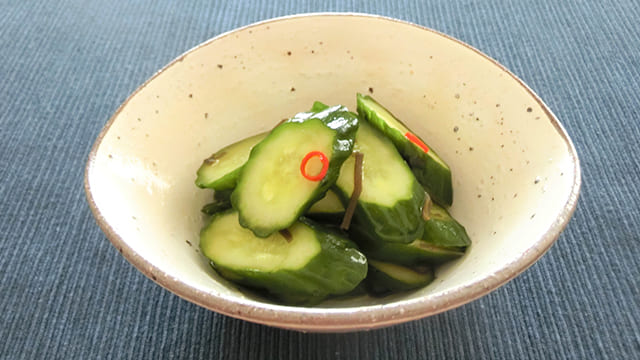 即席 きゅうりの塩昆布おかか和え