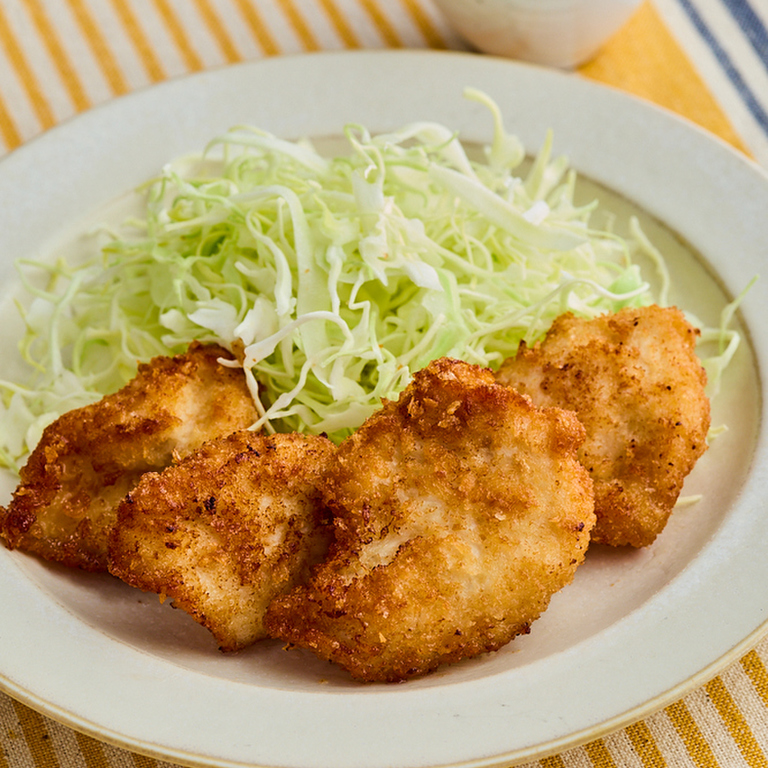 チキンカツ弁当🍙 チキンカツと蓮根の甘辛揚げは前日の夜ご飯を多めに作ってお弁当にも😜旦那弁当お弁当チキンカツ弁当 お弁当記録お弁当詰め方夜ご飯 晩御飯献立おすすめfyp