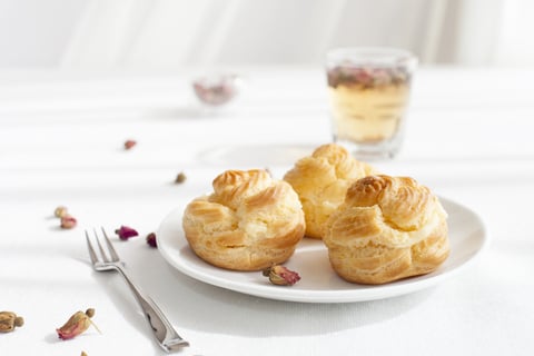 賞味期限切れのシュークリームは食べたら危険？オススメの保存法は？保存事典