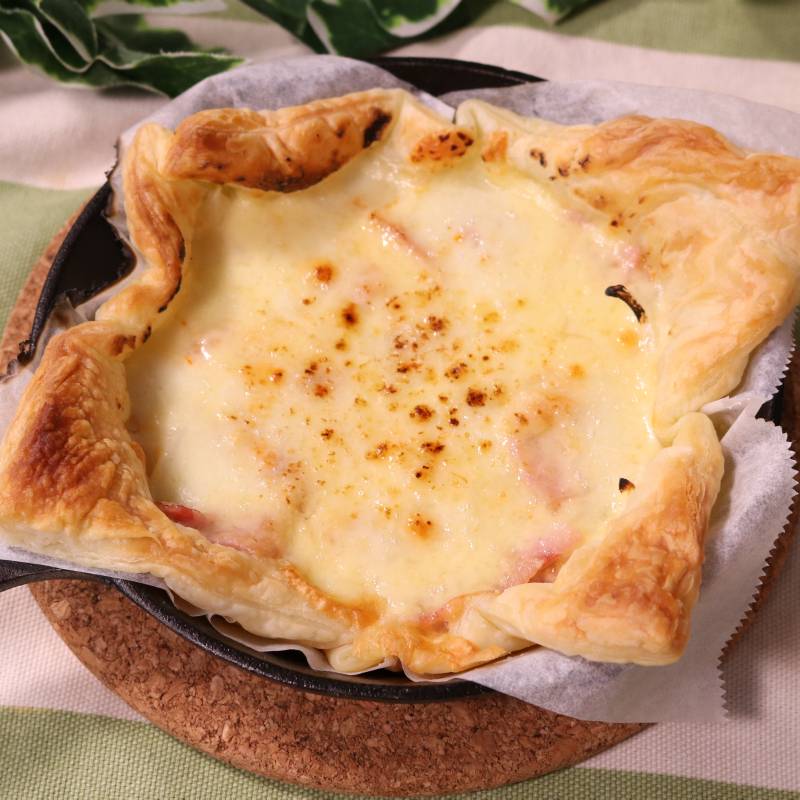 簡単お菓子☆冷凍パイシートたっぷりチーズスティック