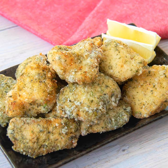 Amazon鶏三和 さんわ さんわの磯辺揚げ 1kg冷凍 惣菜 おかず おつまみ 冷凍食品 磯辺揚げ 唐揚げ 鶏肉 お取り寄せ グルメ 食品弁当 業務用 大容量 レンジ 時短 レシピ 名古屋 お土産 三和さんわ冷凍弁当 通販