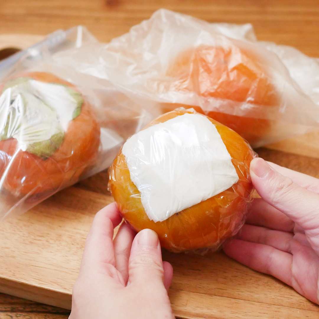 柿は丸ごと冷凍保存すべし！最後までおいしく食べられる方法、教えます 暮らしニスタ