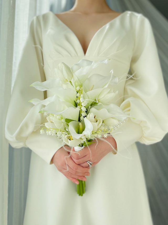 bfc4029 カラー＆ダリア＆薔薇の大人カラフルなクラッチブーケ - 結婚式 ブーケ・ウエディングブーケ・ブライダルブーケ・アートフラワーブーケ造花 は、アトリエミント 大阪