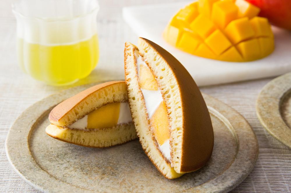 FOOD HALL フードホールNEWYORKER MAGAZINEニューヨーカーマガジン