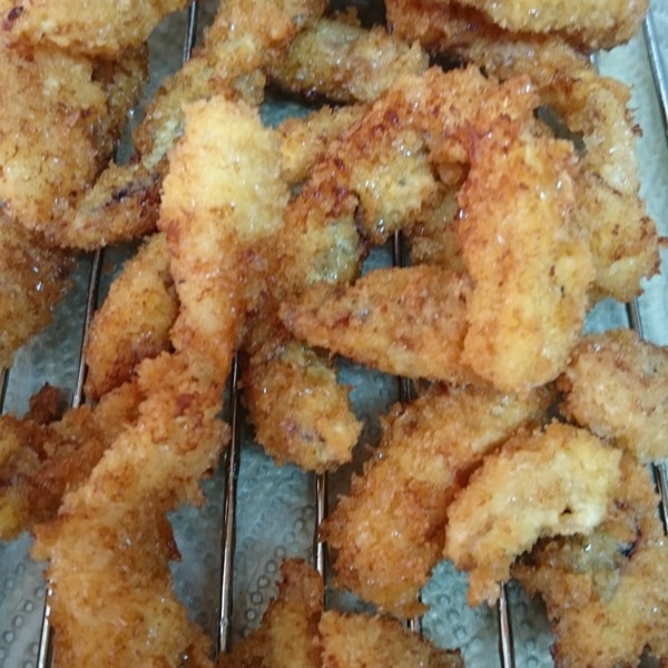 コストコ やわらか焼きいかコストコ商品・やわらか焼きいか 居酒屋で出てきそうなイカのバター焼き🦑簡単な調理で、バターのコクとにんにくの風味がたまらないイカのバター焼きのできあがりです！ 夏はとっても暑いのであまり出歩きません💦おうちで居酒屋風ご飯