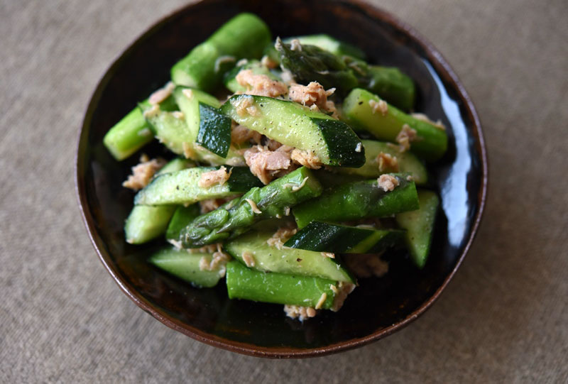キュウリとツナのにんにくサラダ奥薗壽子のなべかまぺえじ