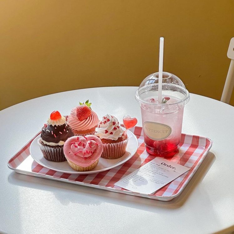 可愛いカップケーキと焼き菓子のお店 e-cake 現在閉店– niauhaus ニャウハウス