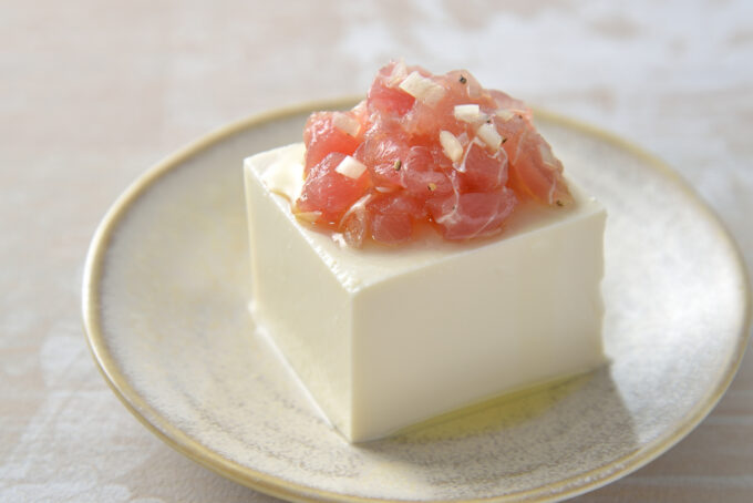 マグロにごま油が美味しい！？ 罪深いほどウマい食べ方 に衝撃走った！早く知りたかったヨムーノ