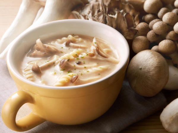 きのこは洗う？洗わない？適切な下処理と保存のポイント - デイリシャス 楽天レシピ