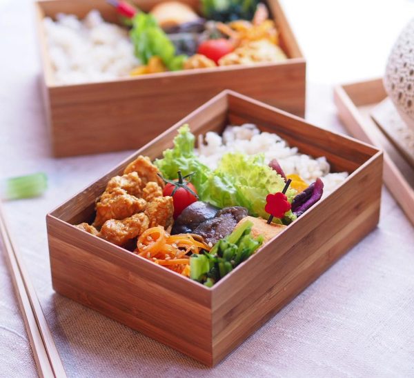 人気インスタグラマーの、おしゃれな「映え弁」術男性の胃袋を掴む達人・xxxxchikaxxxx │ ヒトサラマガジン