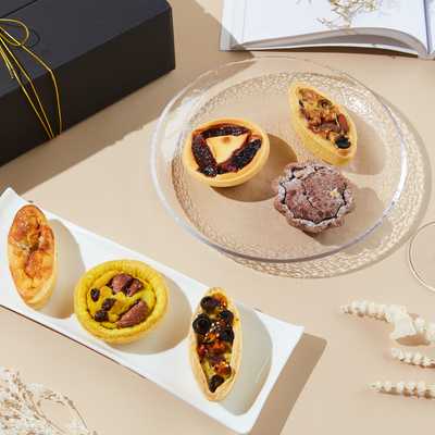 昇進祝いのシンプルなネイキッドケーキ : 太田さちかブログギフトに恋して