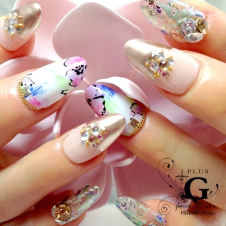 春夏シェルとニュアンスネイル 福岡ネイルサロン福岡アンドネイル