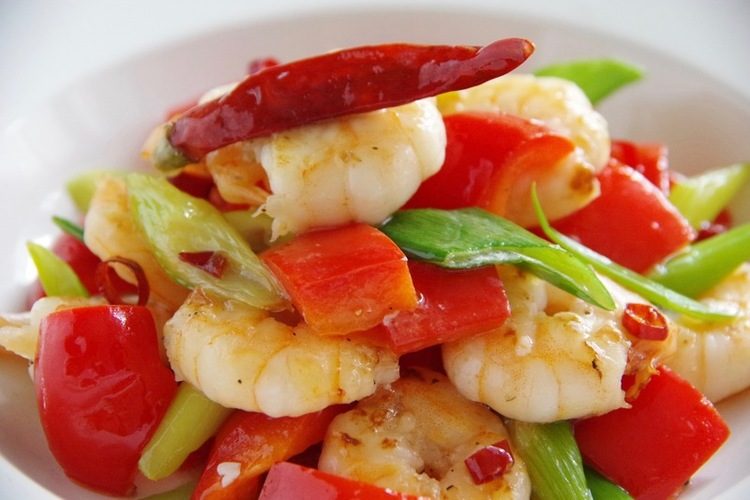 エビとパプリカのレモンバター炒め