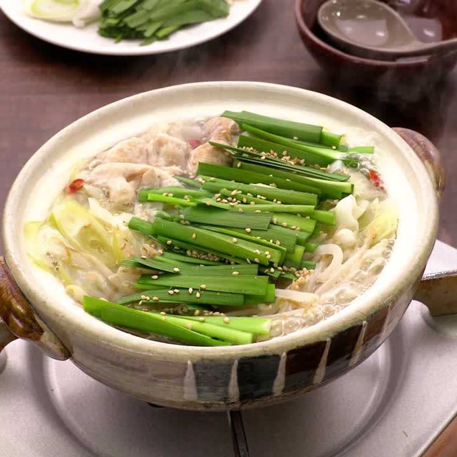 塩もつ野菜鍋 白エビだし ラーメン入り 鍋セット野菜3種、豚もつ300g、麺100g×3、スープ55ml×3お取り寄せ鍋セット産直お取り寄せニッポンセレクト