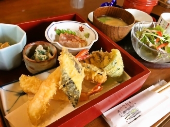 高野豆腐と海老の煮物