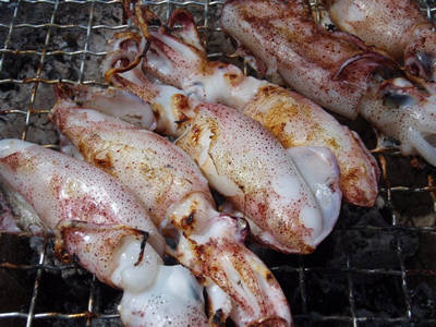 イカの下処理の基本ヒイカや子イカは下処理なしで大丈夫？食・料理オリーブオイルをひとまわし