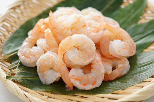 むきエビの無料イラスト2アイコン素材ダウンロードサイト「icooon-mono」商用利用可能なアイコン素材が無料 フリー ダウンロードできるサイト