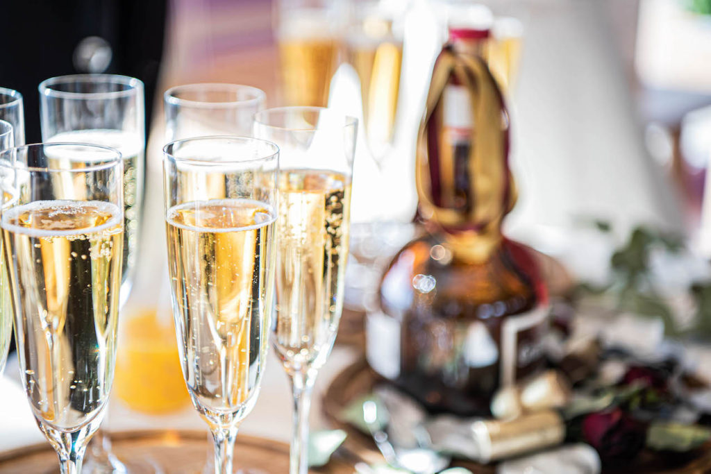 なぜセレブ気取り駐妻は泡を好むのか問題 ☀️晴れのち曇り、時々カミナリのシンガポール