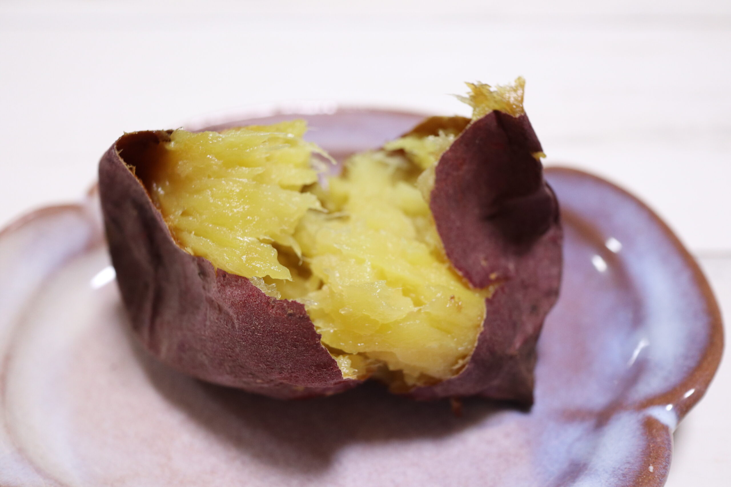 焼き芋をオーブンで作っちゃおう！ねっとり甘～い焼き芋の作り方ちびかにの韓ブロ