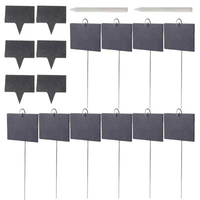 手作りガーデンプレートと、さびた屋根のハウス。バラとクリスマスローズの庭から～