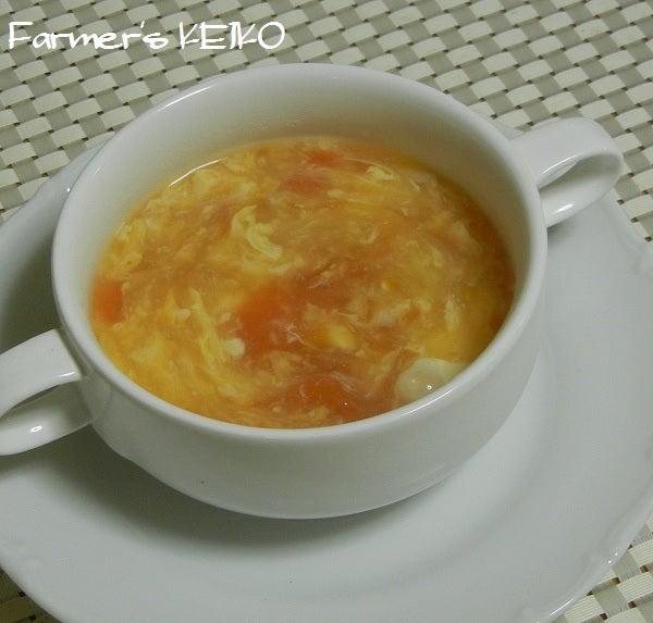 ベーコンとトマトのコンソメスープ