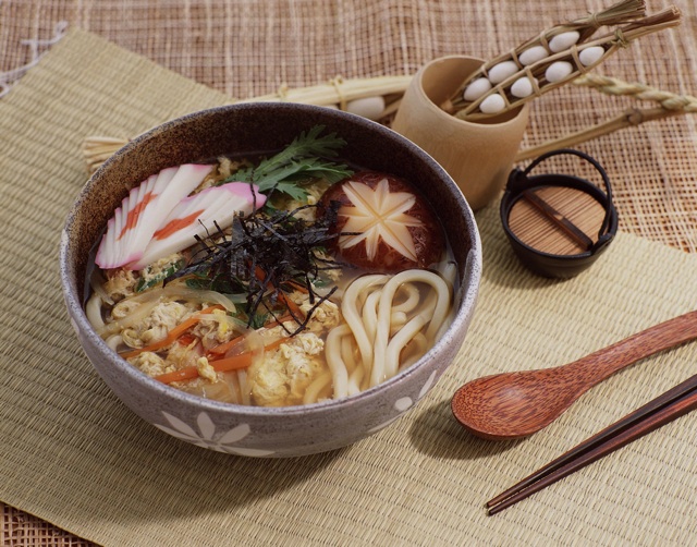 味噌汁を置く位置はどこ？ 地域によって違うの!?暮らしニスタ