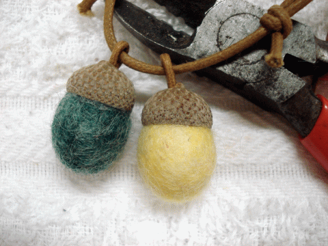 フェルトで作るどんぐりTikTok