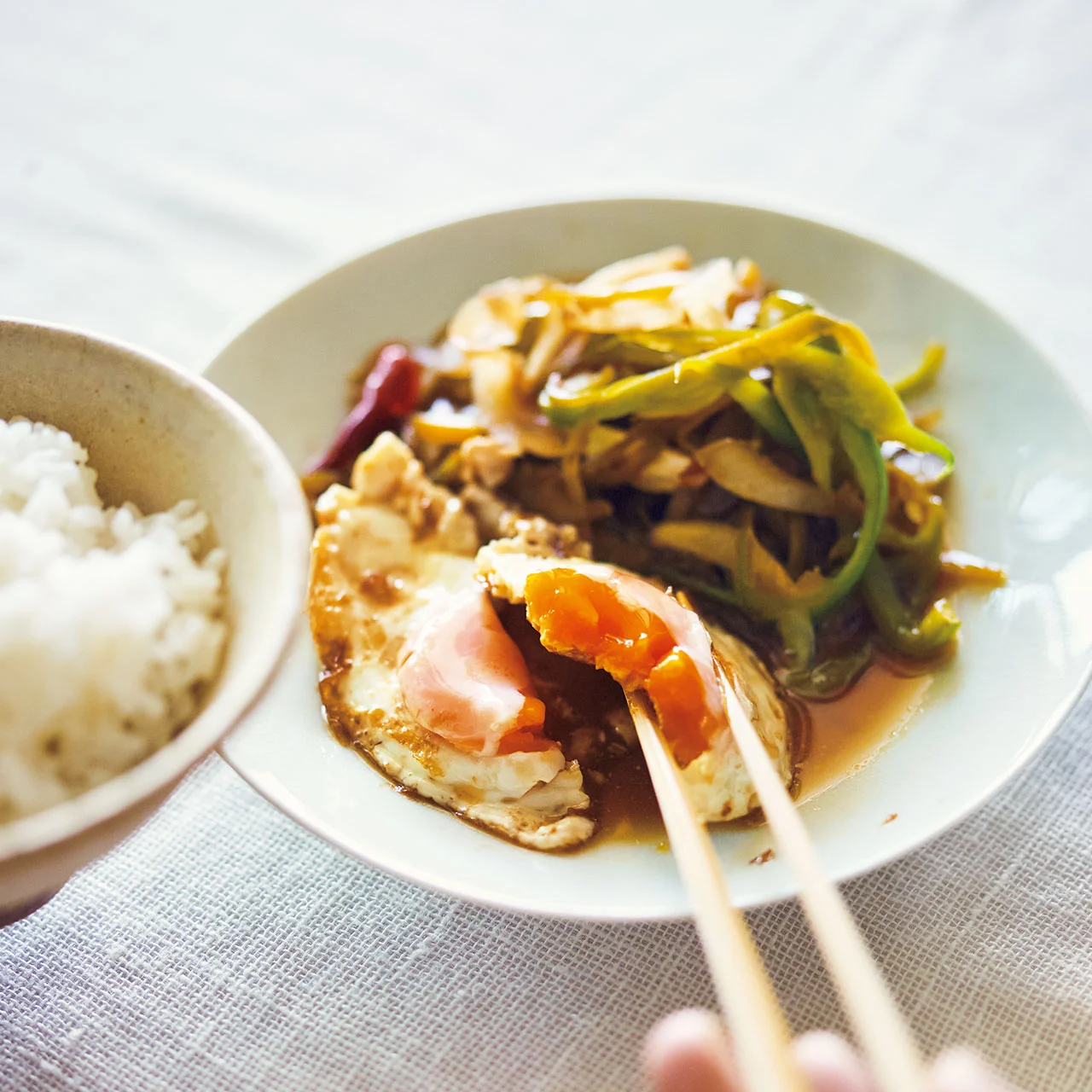 板前の技術 漬け目玉焼きのユッケ知ってる？少食の人がご飯8杯おかわりします卵料理目玉焼き