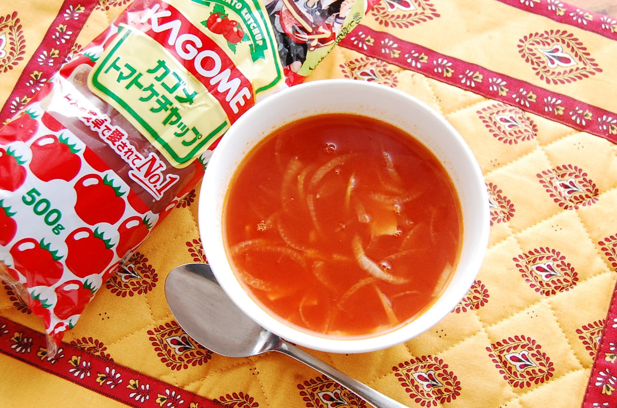 トマト缶なし！ケチャップで作れる「ミネストローネ」の簡単レシピ - macaroni