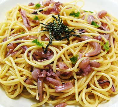 イカの塩辛とシーフードミックスで絶品！スパゲッティ・ペスカトーレ - ごはん便り