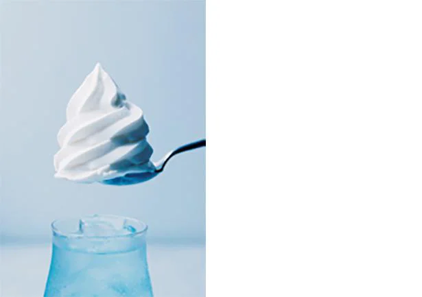 シュワシュワ弾ける クリームソーダの透明傘│YOU+MORE！│フェリシモ