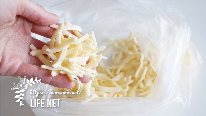 もう固まらない！」”ピザ用チーズ”をパラパラのまま冷凍する裏ワザとは？2つの方法を検証してみたクラシル