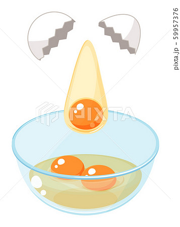 キッチンで卵を割る女性 10179010485 の写真・イラスト素材アマナイメージズ