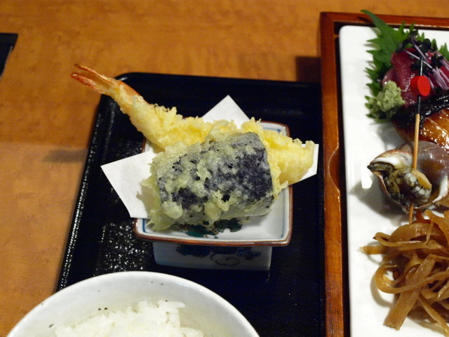 長崎のここ，知ってる? @go_nagasaki 👆他の投稿はこちら🍚 創作和食「川徳」は、東長崎で長い間市民から愛されているお店で系列店は全部で4つあります☺️ そのうちのひとつが、2016年にオープンした長崎茶寮ごはんcafe kawatokuお造りや天ぷらなどの和食から