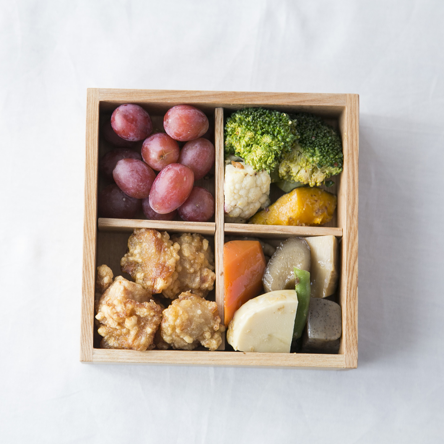 仕切り 九つ切 松屋漆器店 6寸 重箱用 白木塗 タモ 木製 ナチュラル おしゃれ しきり 9つ切り お重 シンプル おせち 弁当 お節 御節 正月花見 行楽 懐石 仕出し 松花堂弁当 サンドウィッチ 焼き菓子 などに 和風 洋風 日本製重箱,松屋漆器店