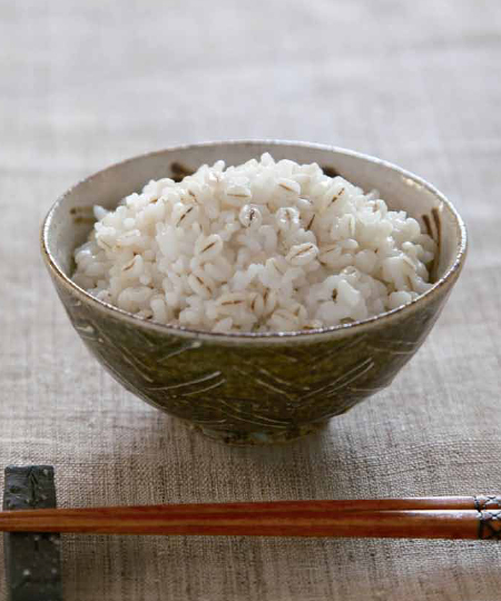 業務スーパーの胚芽押麦で押麦ごはん栄養成分あり