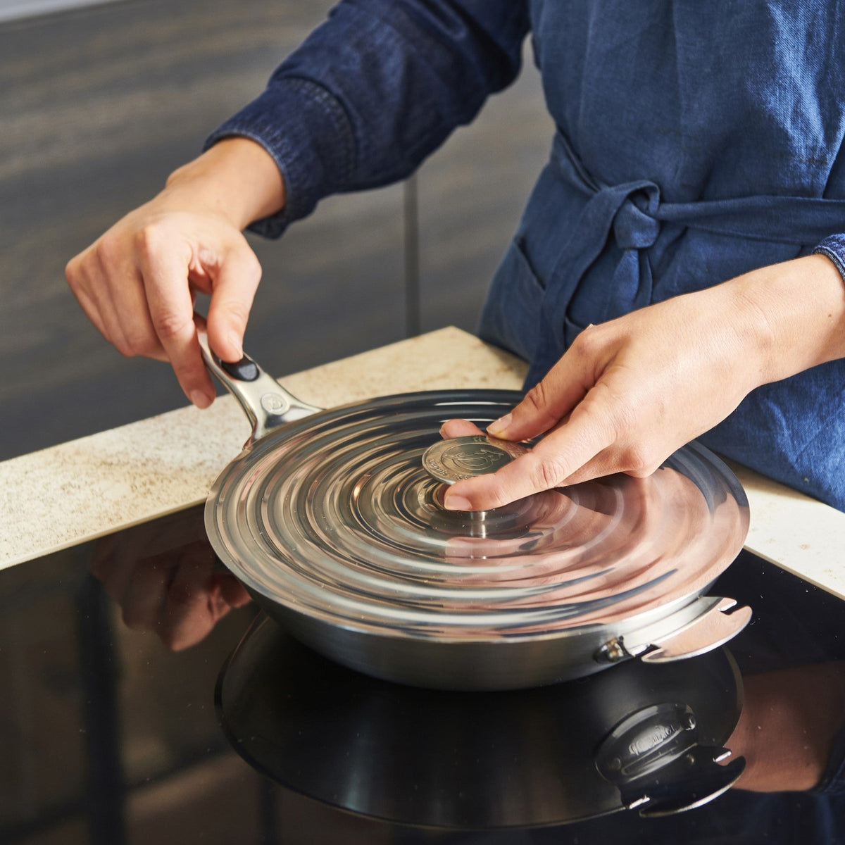 deBUYER デバイヤー18-10プライオリティ 半寸胴鍋 20cm 蓋付 3694-20 AHV662