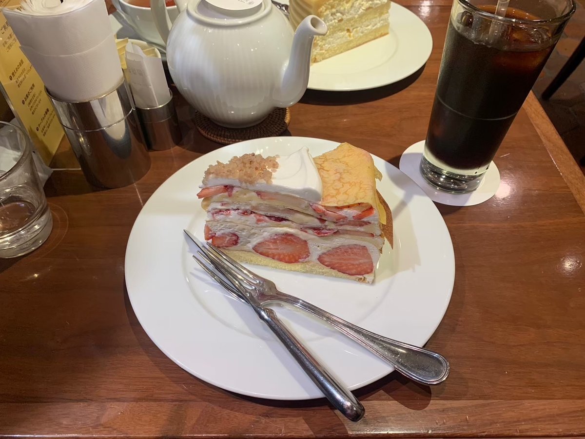 HARBSハーブス のミルクレープ♪ : la la la kitchen 2 ♪