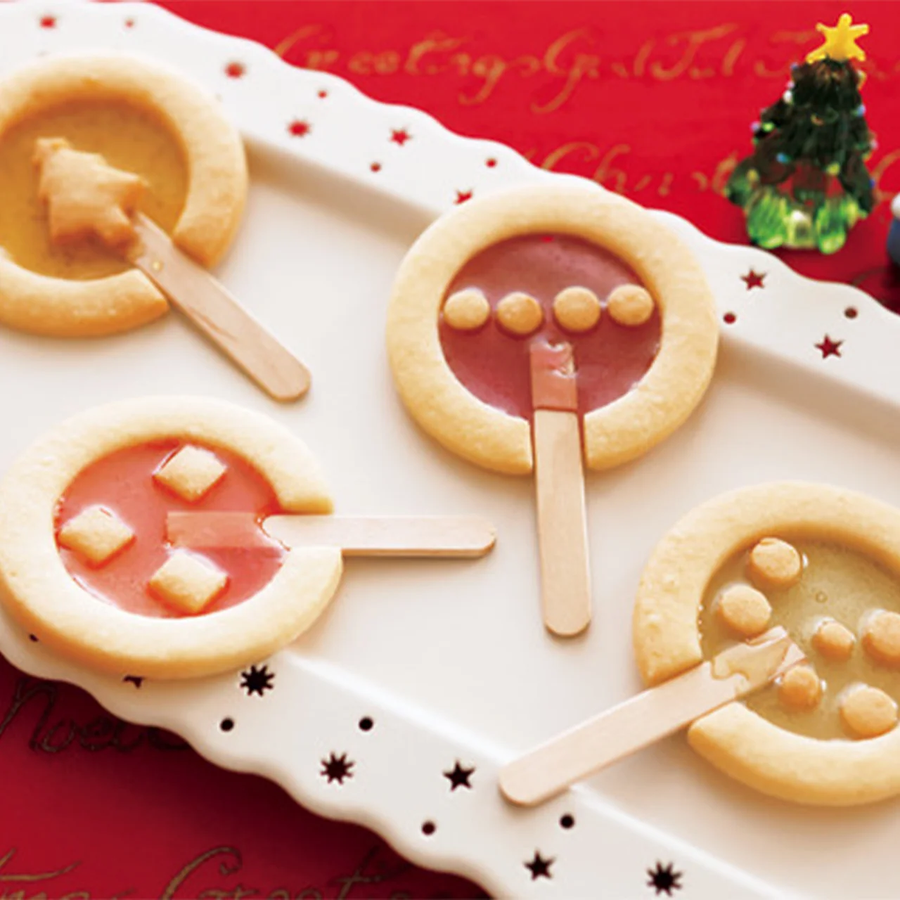 おしゃかわな「ステンドグラスクッキー」はキュービィロップを使えば簡単に作れる！料理のレシピや作り方暮らしニスタ