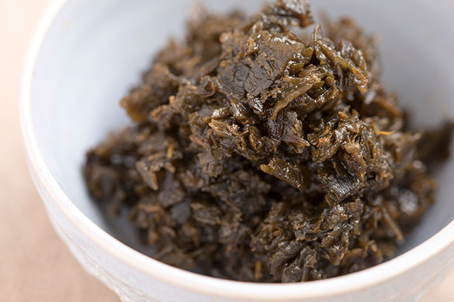 小粒でもピリリと辛い♪「山椒の実」レシピ21選と下ごしらえの方法 - macaroni